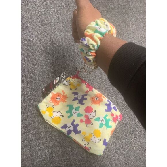 Handmade Scrunchie Keychain Wristlet Set - Picture 5 of 6